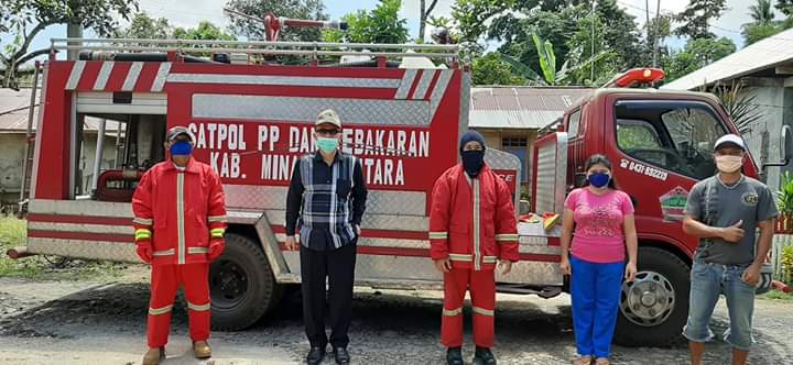 Pemkab Minut Lakukan Penyemprotan Disinfektan di Desa Wusa Pemkab Minut Lakukan Penyemprotan Disinfektan di Desa Wusa