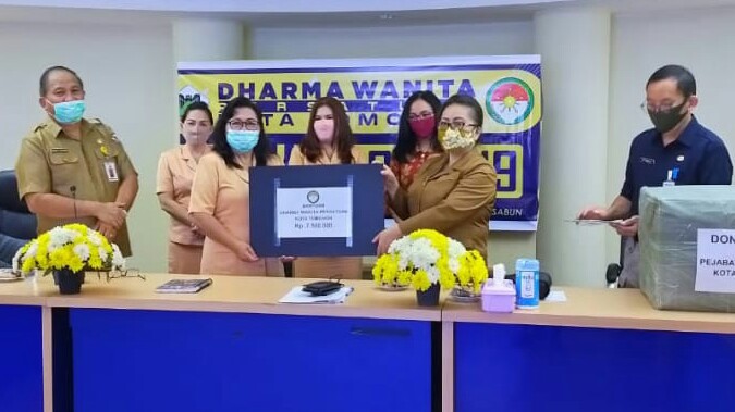 Gugus Tugas Covid-19 Dapat Bantuan Dana DWP Tomohon