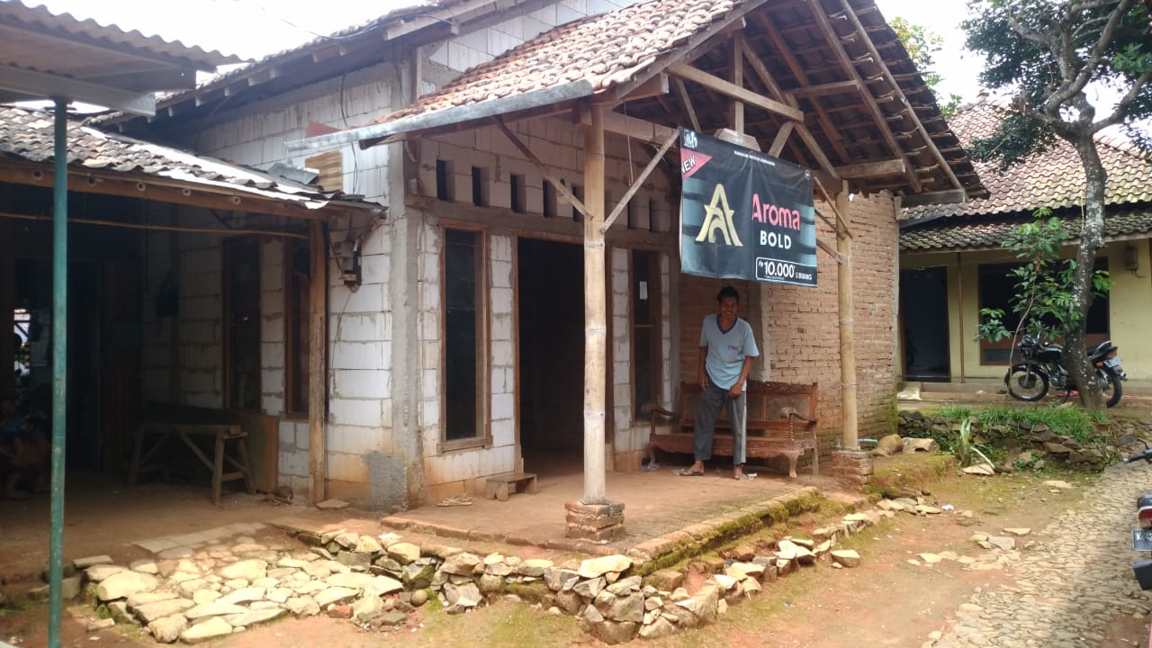 Kondisi Rumah Bapak Pasri Sebelum Di Rehab