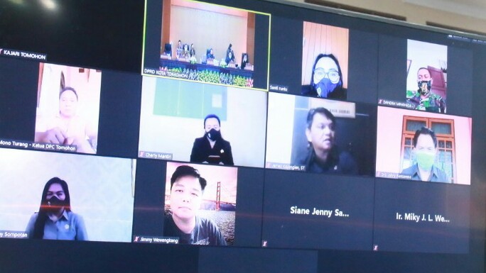 Ladys Turang Ikuti Paripurna Ranperda LPJ 2019 Gunakan Video Conference Ladys Turang Ikuti Paripurna Ranperda LPJ 2019 Gunakan Video Conference