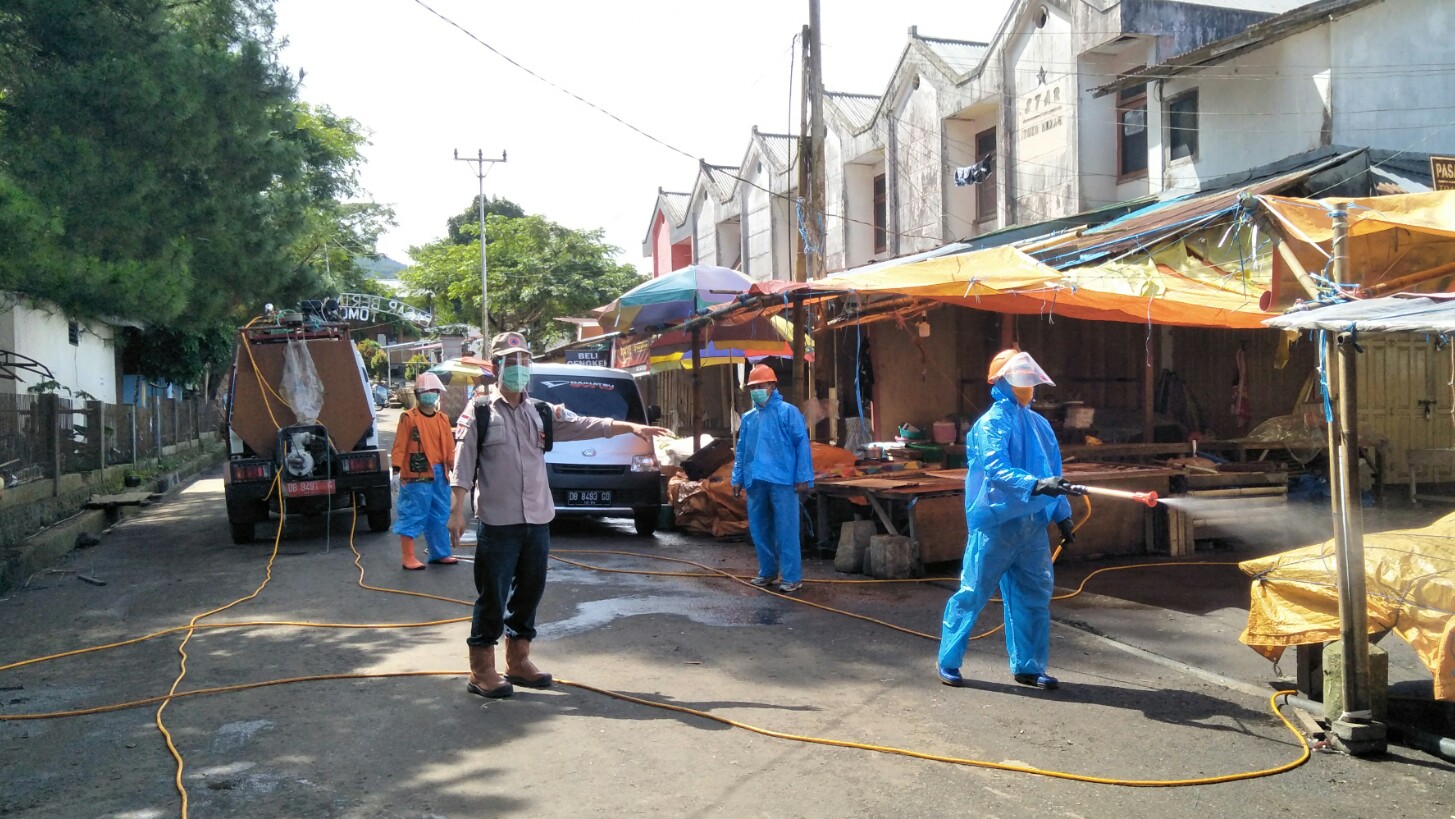 Penyemprotan Disinfektan Pasar Beriman Wilken Penyemprotan Disinfektan Pasar Beriman Wilken