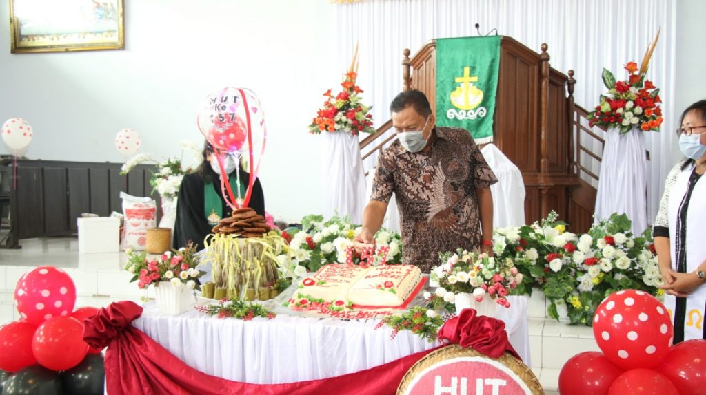 HUT ke 157 GMIM Baithel, Gubernur OD: Hadapi Pandemi Covid-19 dengan Bersyukur