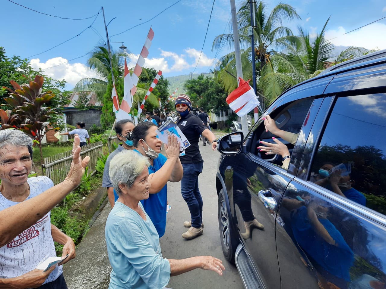 VAP Menyapa Warga Airmadidi, Mohon Dukungan untuk Pimpin Sulut