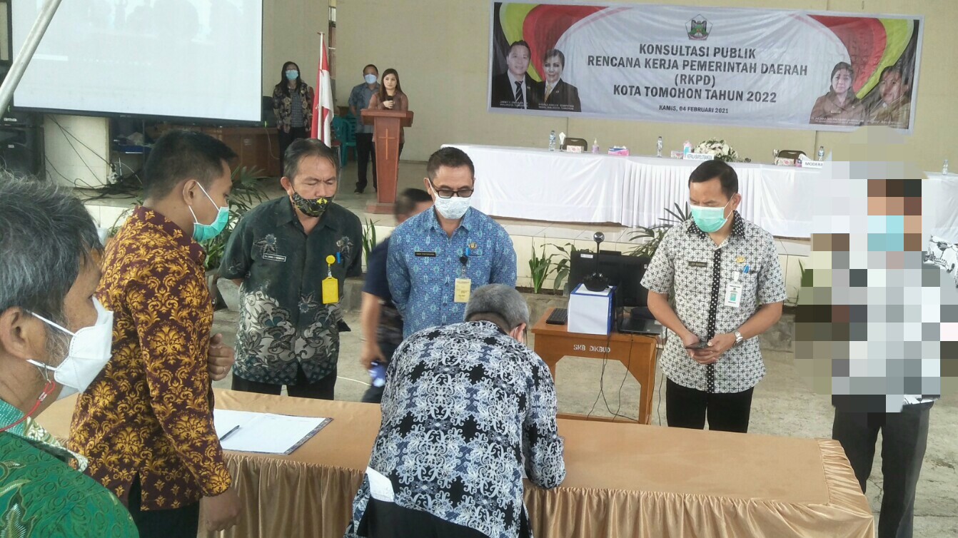 Bapelitbangda Tomohon Gelar Konsultasi Publik RKPD 2022