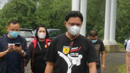 Ringkuangan: Tanggalkan Beda Politik, Mari Tatap Tomohon Bersama Caroll-Wenny Ringkuangan: Tanggalkan Beda Politik, Mari Tatap Tomohon Bersama Caroll-Wenny