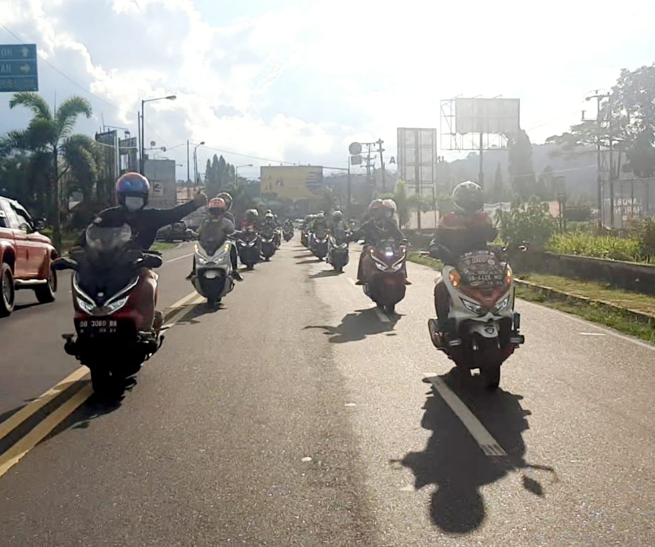 PCX City Ride : Touring Manado, Minahasa Hingga Tomohon