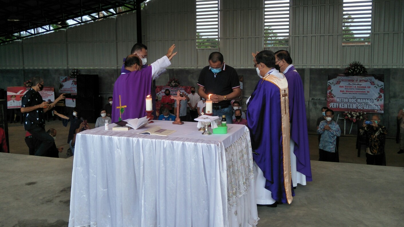 Jalankan Tugas Wawali Tomohon, WL Diutus Dalam Misa Syukur KBK Keuskupan Manado Jalankan Tugas Wawali Tomohon, WL Diutus Dalam Misa Syukur KBK Keuskupan Manado