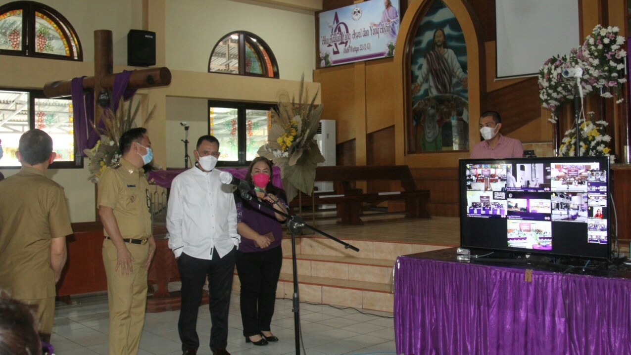 Caroll Pantau Lokasi SMSI GMIM di Tomohon Caroll Pantau Lokasi SMSI GMIM di Tomohon