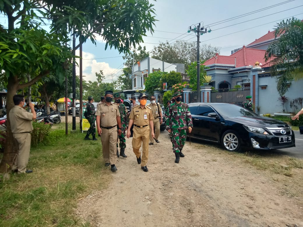 Rombongan Forkopimda Kabupaten Pati Siap Membuka Kegiatan Betonisasi Jalan TMMD Kodim Pati