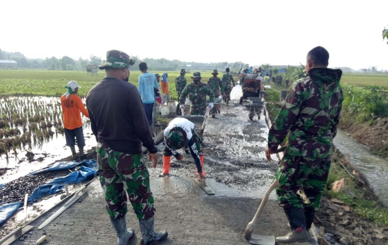 Kerja Dan Kerja Setiap Hari Demi Wujudkan Jalan Untuk Masyarakat Kerja Dan Kerja Setiap Hari Demi Wujudkan Jalan Untuk Masyarakat