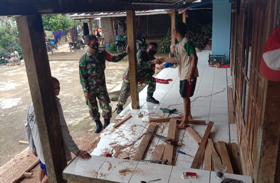 Belajar Ilmu Tukang Kayu Dengan Abdullah