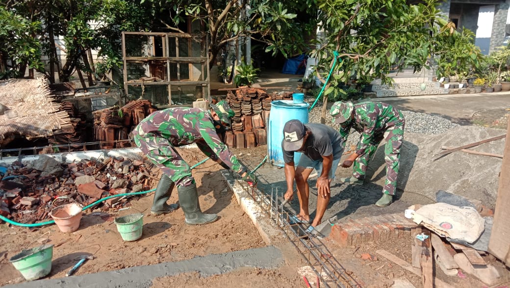 Pengecoran Pondasi Rumah Tidak Layak Huni