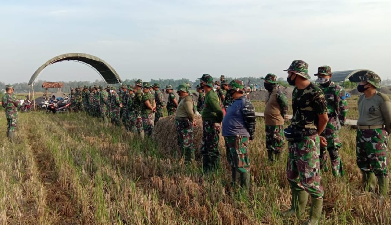 Cek Personel, Dan SSK Pimpin Kegiatan Apel Pagi