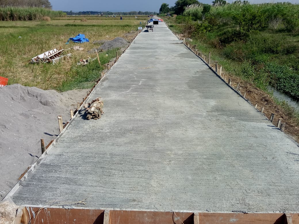 Cuaca Cerah Progres Betonisasi Jalan Meningkat