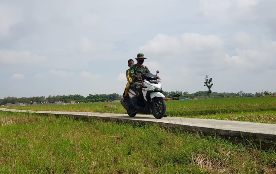 Serda Sukarji Tentara Enthengan