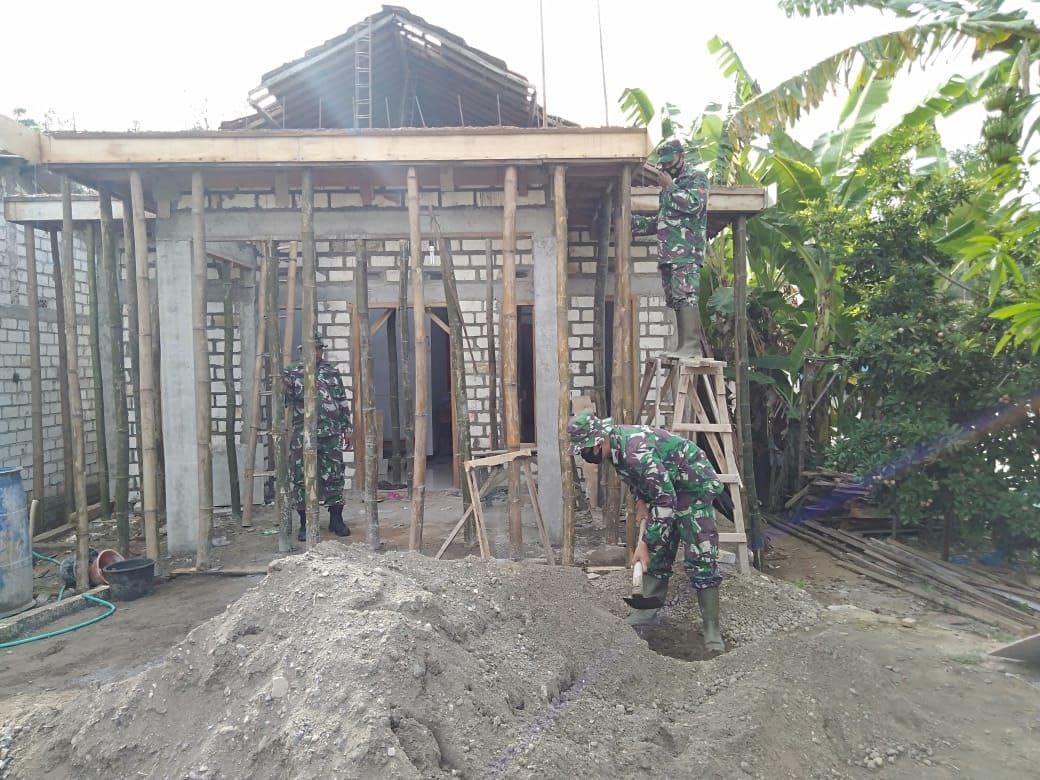TMMD RTLH Perehaban Rumah Sekti Priyo Capai 80 Persen TMMD RTLH Perehaban Rumah Sekti Priyo Capai 80 Persen