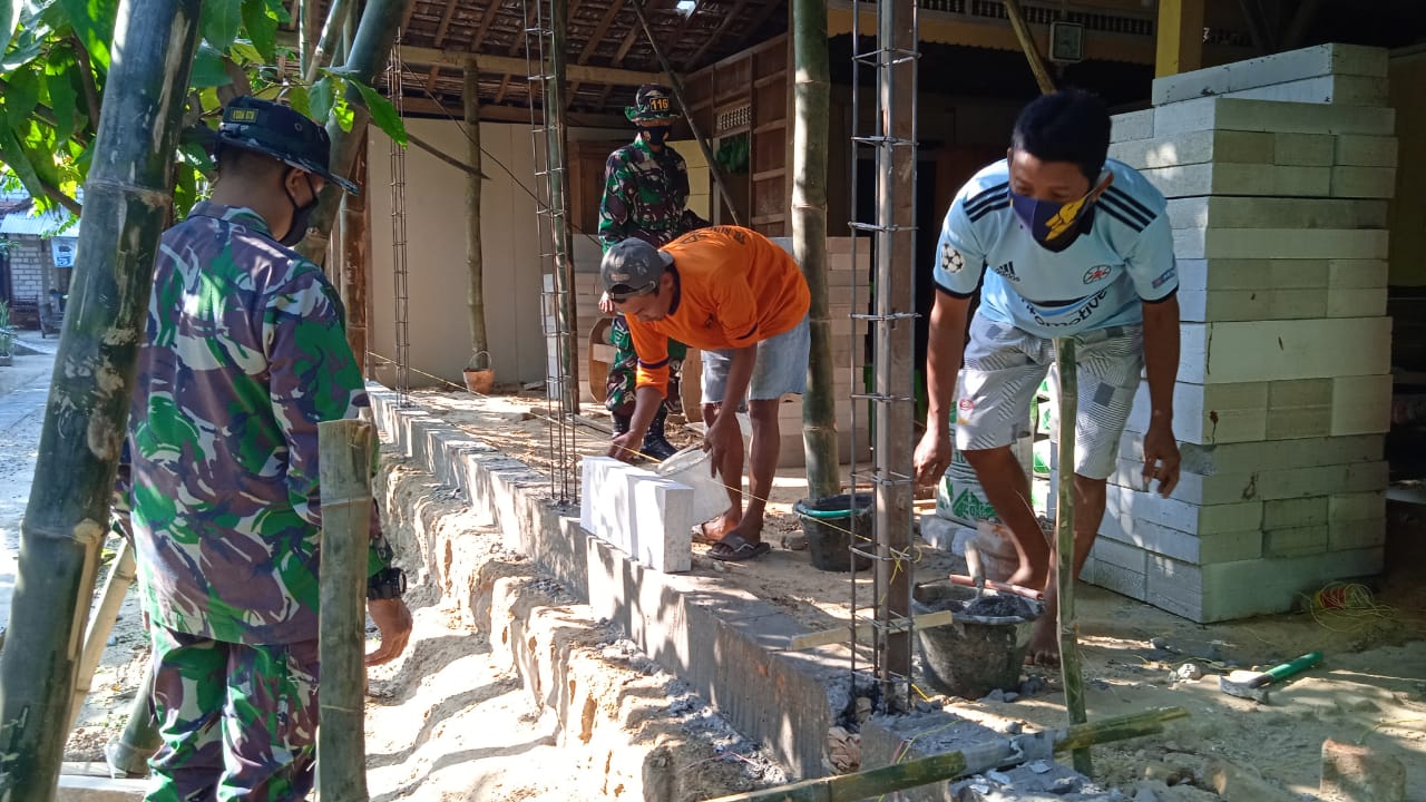 Rumah Rusnawi Disulap Menjadi Tembok Dengan Menggunakan Bata Ringan Hebel