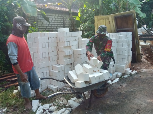 Bata Ringan (Hebel) adalah Salah Satu Bahan Bangunan di TMMD Reguler ke-111 Tahun 2021