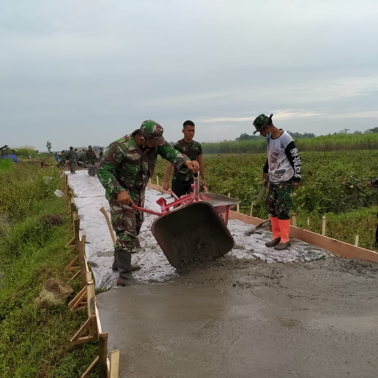 Eksistensi TNI Dalam Pembangunan Tidak Usah Diragukan Lagi