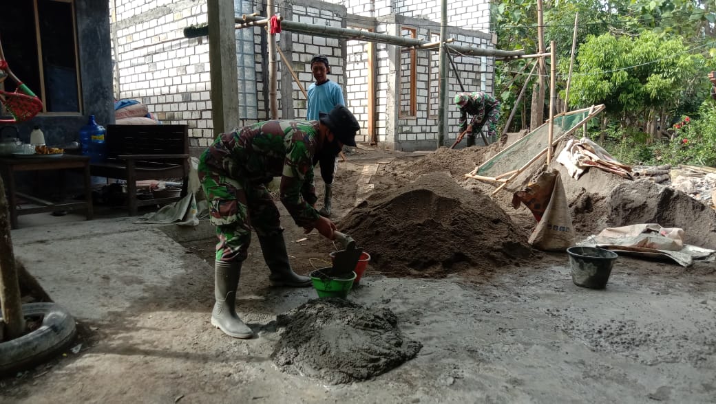 Koptu Priyono Spesialisasi Tukang Ngaduk di Rehab RTLH