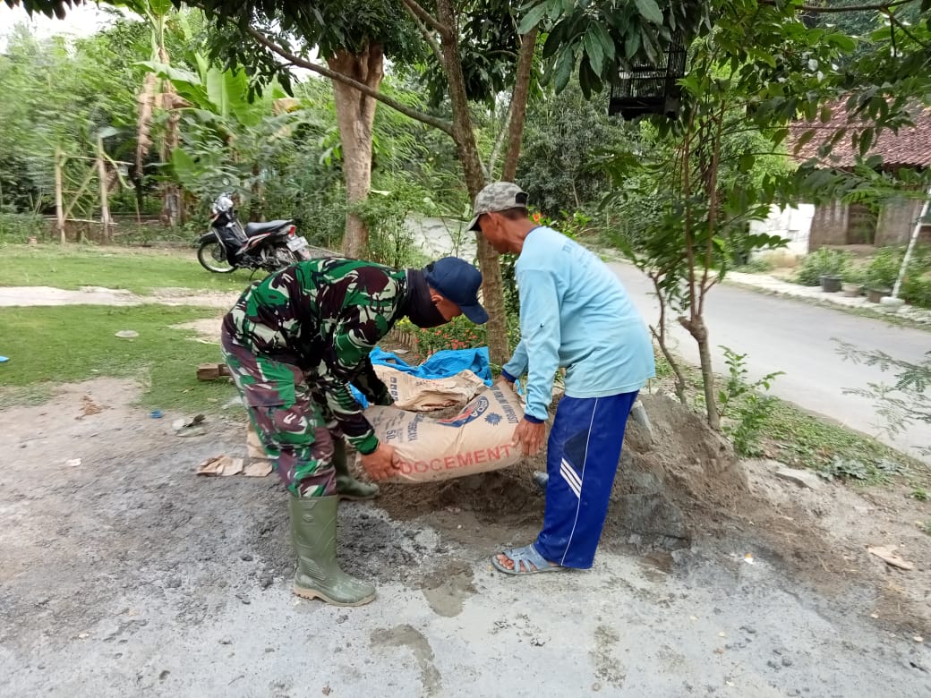 Angkat Semen, Berat Sama Dipikul, Ringan Sama Dijinjing.