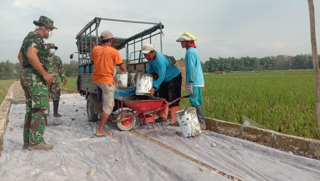 Armada Andalan Diterjunkan ke Lokasi TMMD Tamansari