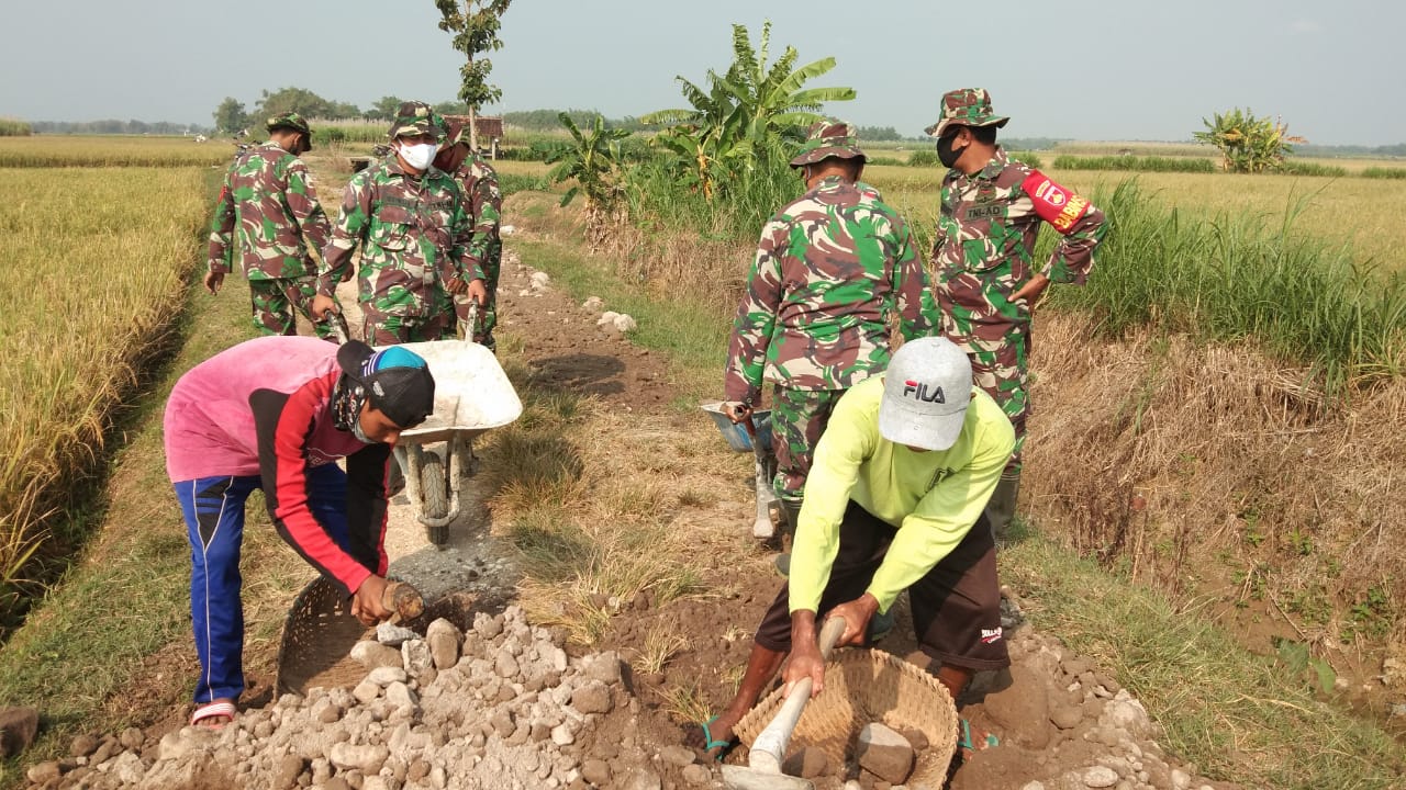 Budaya Bergotong royong Selalu Erat di desa Tamansari