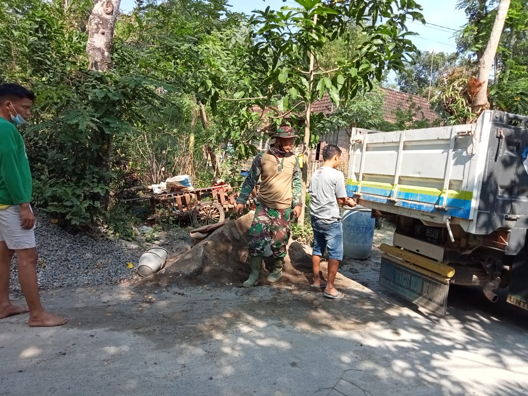 Material Bangunan Datang Tepat Waktu, Pengerjaan Rehab Tidak Terhambat. Material Bangunan Datang Tepat Waktu, Pengerjaan Rehab Tidak Terhambat.