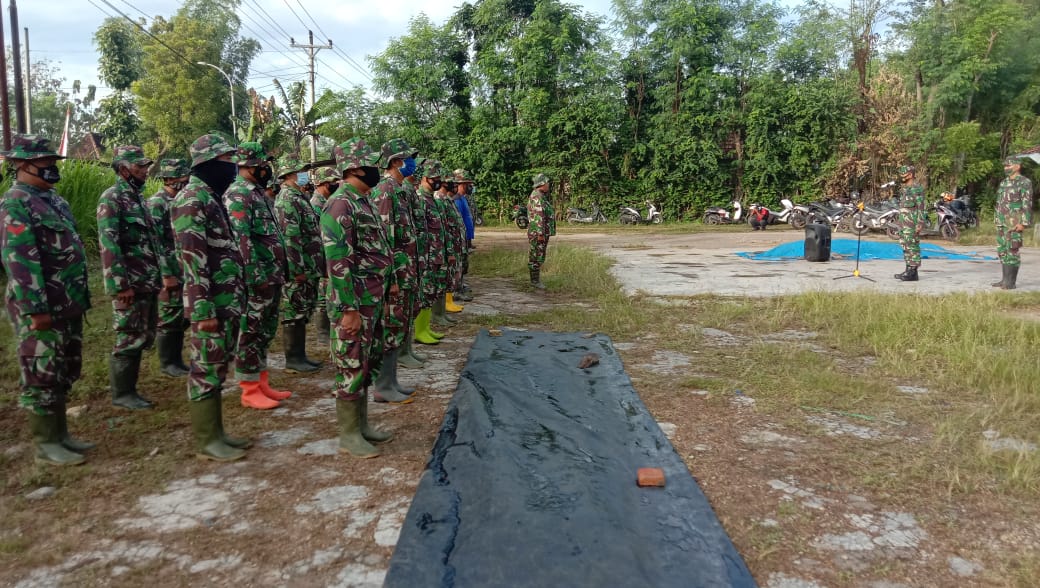 Kasdim 0718/Pati Pimpin Apel Pagi di Lokasi TMMD 111 Kasdim 0718/Pati Pimpin Apel Pagi di Lokasi TMMD 111