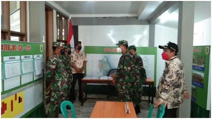 Komandan Korem Kolonel Arm Putranto Gatoto S.H, S.Sos.,M.M. Melaksanakan Kunjungan Ke Posko TMMD Komandan Korem Kolonel Arm Putranto Gatoto S.H, S.Sos.,M.M. Melaksanakan Kunjungan Ke Posko TMMD