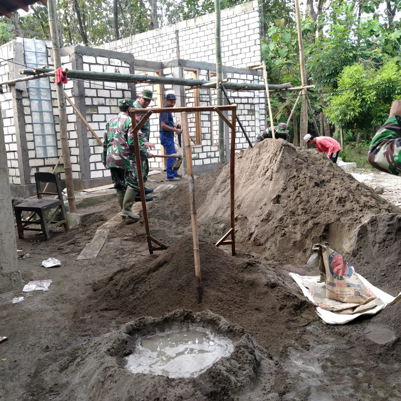 Melalui TMMD Ke 111 Kodim 0718/Pati Di Desanya, Akhirnya Sakiman Memiliki Harapan Untuk Rumah Impian Melalui TMMD Ke 111 Kodim 0718/Pati Di Desanya, Akhirnya Sakiman Memiliki Harapan Untuk Rumah Impian