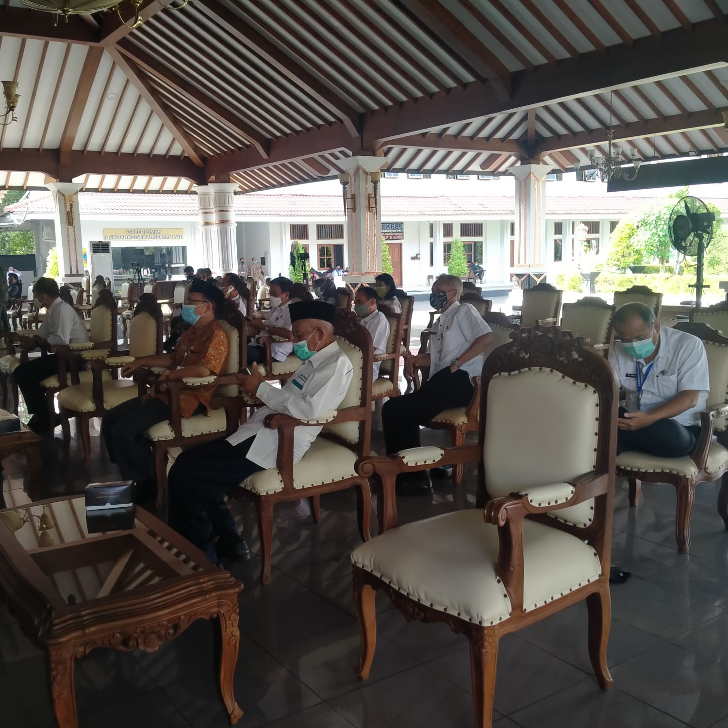 Jajaran Petinggi Kecamatan jaken Hadiri Giat Penutupan TMMD di Pendopo Kabupaten Pati