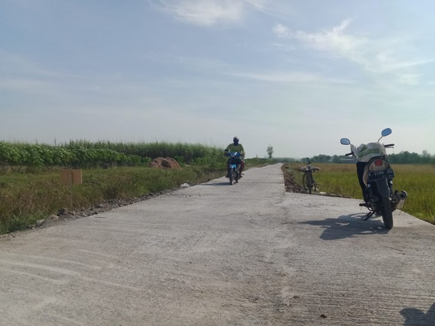 Sehabis Dilaksanakan Pengecoran Jalan, Harga Tanah di Sepanjang Jalan Jadi Naik Sehabis Dilaksanakan Pengecoran Jalan, Harga Tanah di Sepanjang Jalan Jadi Naik