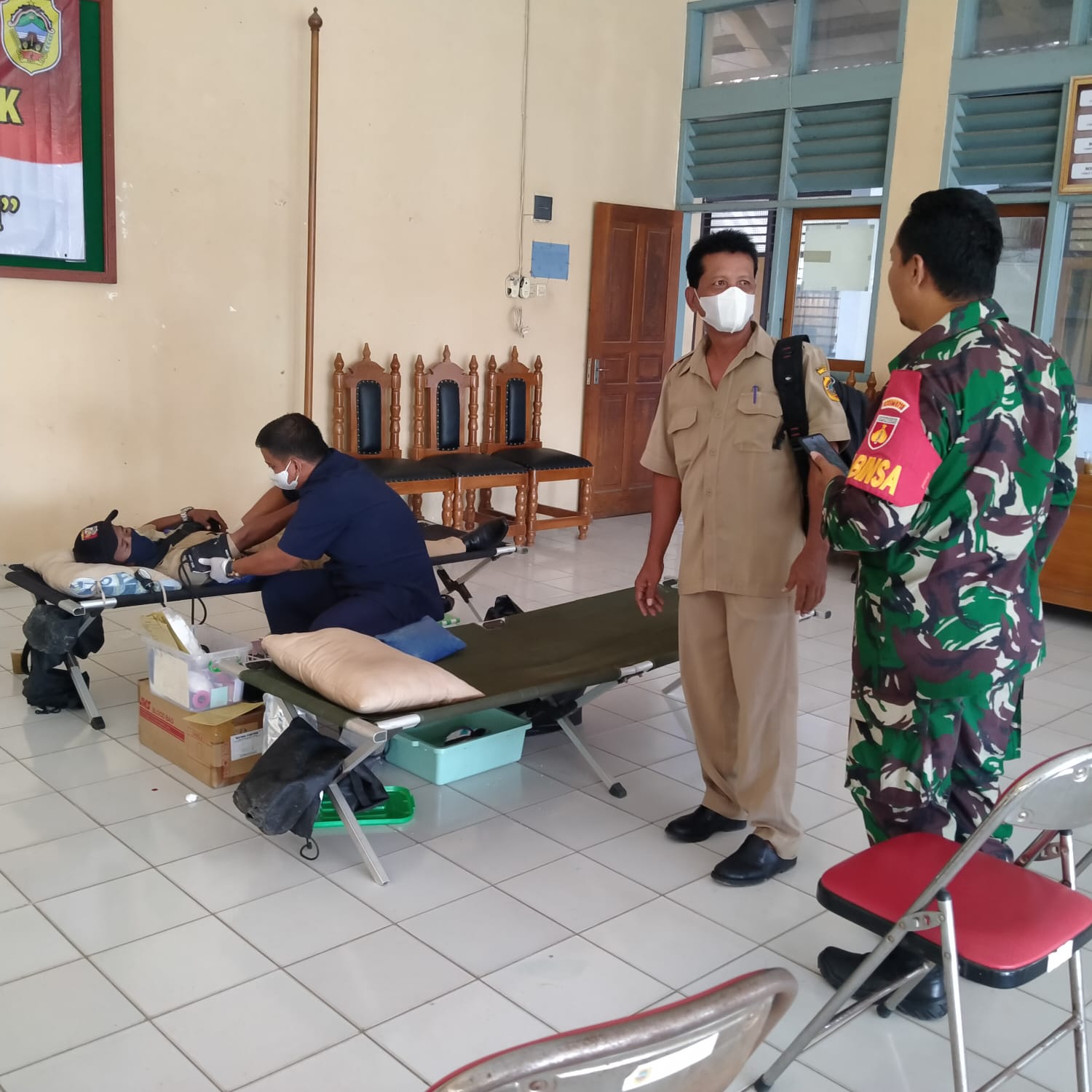 TNI Manunggal Membangun Desa (TMMD) di Desa Tamansari Gelar Kegiatan Sosial Donor Darah TNI Manunggal Membangun Desa (TMMD) di Desa Tamansari Gelar Kegiatan Sosial Donor Darah