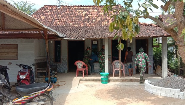 Dengan Keuletan dan Kerja Teliti Akan Tercipta Rumah Yang Ideal Dengan Keuletan dan Kerja Teliti Akan Tercipta Rumah Yang Ideal