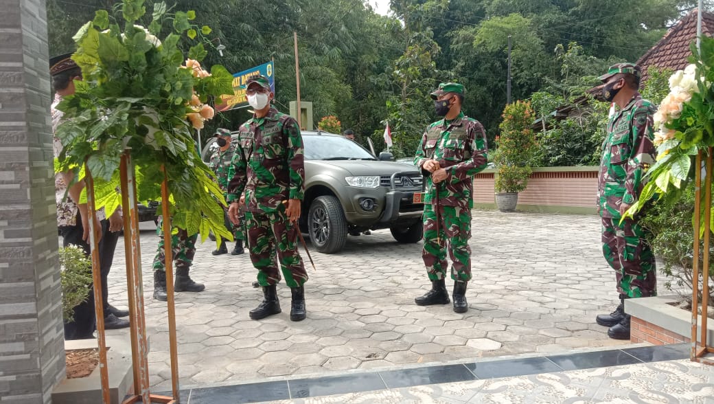 Danrem 073/Makutarama Berkunjung Ke TMMD Reguler Ke 111 Kodim Pati Danrem 073/Makutarama Berkunjung Ke TMMD Reguler Ke 111 Kodim Pati