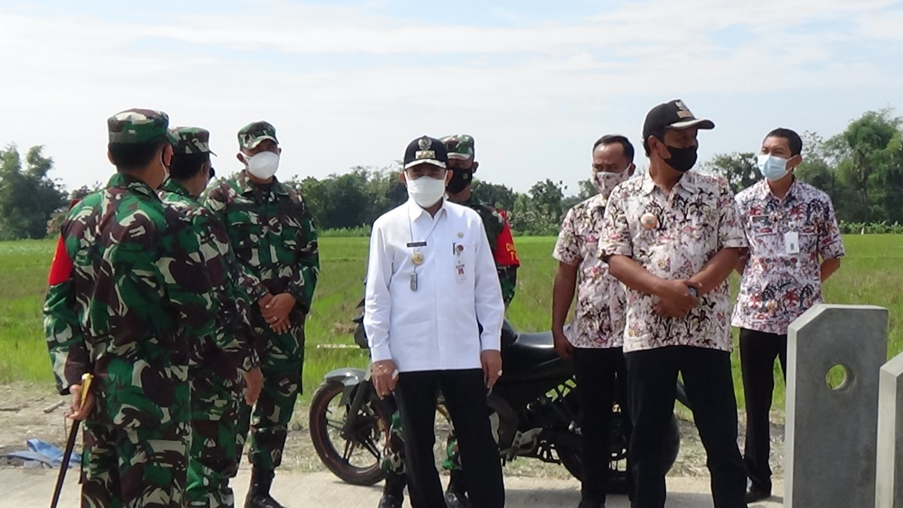 Tim Wasev Mabes TNI Pantau Pelaksanaan TMMD Reguler ke-111 Kodim/0718/Pati