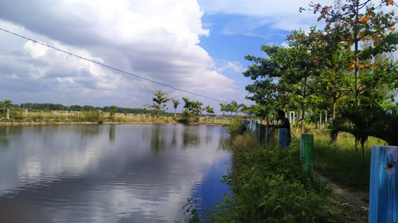 Mengisi Waktu Luang Sebelum Penutupan Program TMMD Anggota Meluangkan Memancing Mengisi Waktu Luang Sebelum Penutupan Program TMMD Anggota Meluangkan Memancing