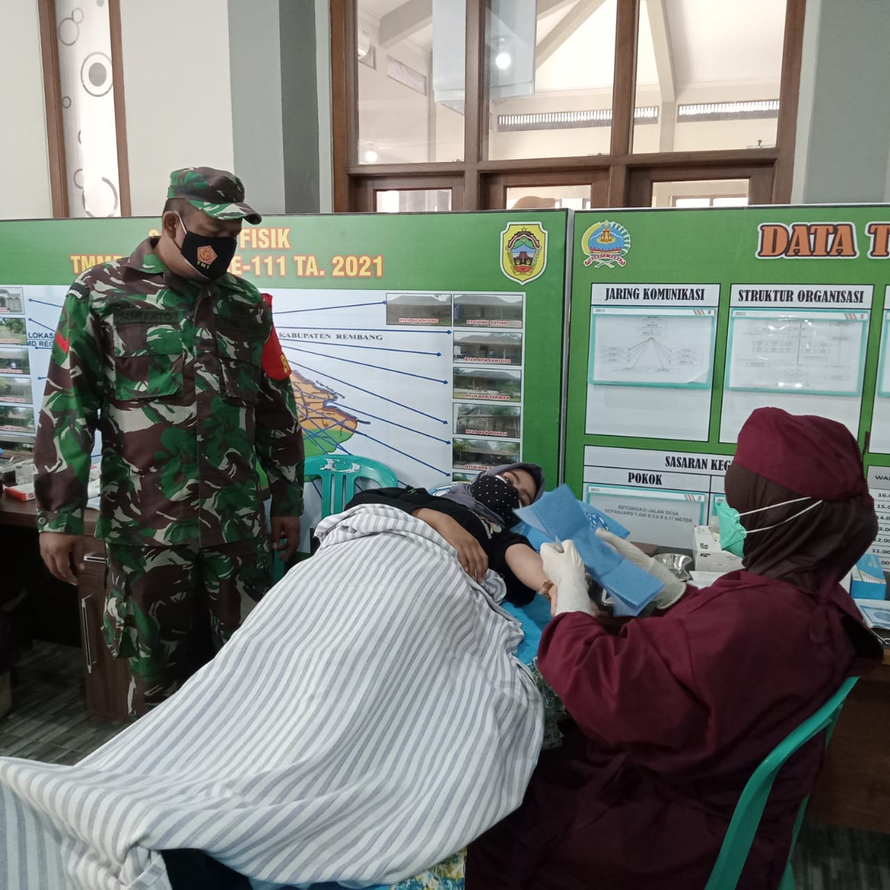 Satgas TMMD Kodim Pati Juga Laksanakan Pendampingan Pelayanan KB Satgas TMMD Kodim Pati Juga Laksanakan Pendampingan Pelayanan KB