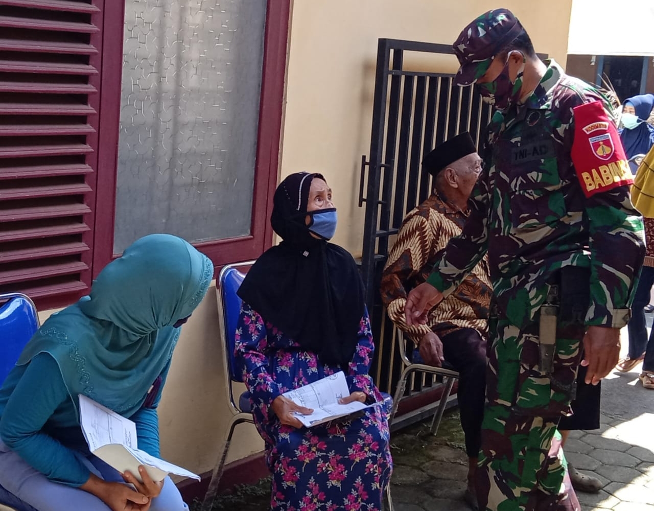 Warga Pun Harus Tahu Kenapa Diberlakukan PPKM Darurat Warga Pun Harus Tahu Kenapa Diberlakukan PPKM Darurat