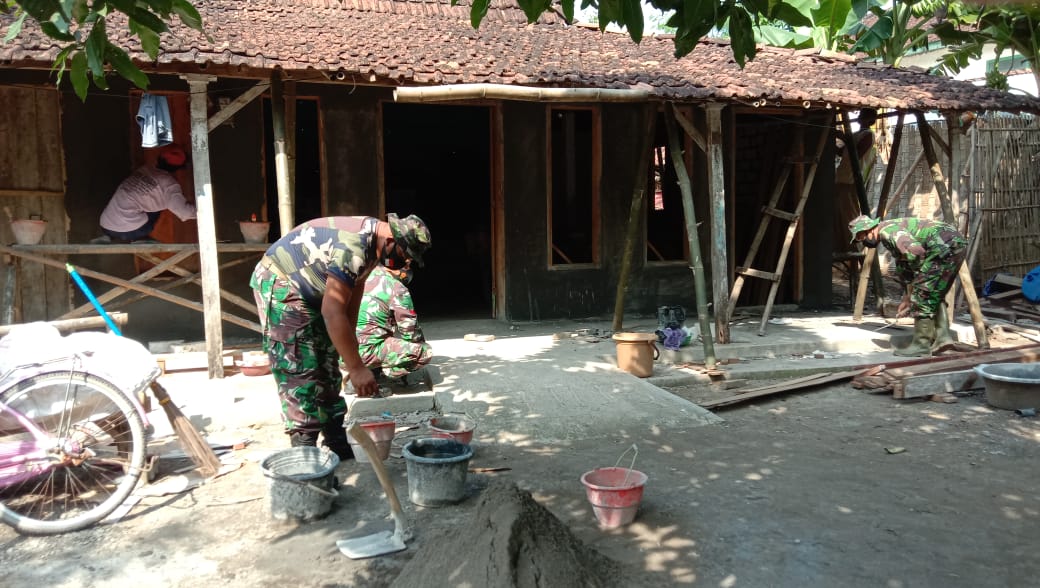 Rumah Yang Dulunya Rapuh, Sekarang Sudah Terlihat Rumah Sehat dan Layak Huni