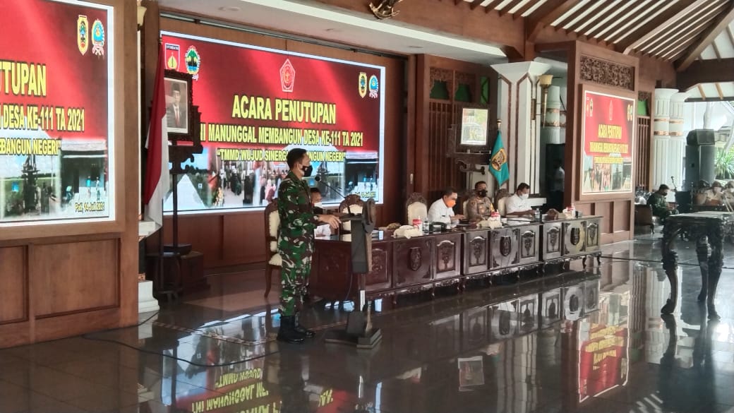 Dansatgas TMMD Kodim 0718/ Pati Tema Tahun Ini  Sinergi Membangun Negeri Dansatgas TMMD Kodim 0718/ Pati Tema Tahun Ini  Sinergi Membangun Negeri