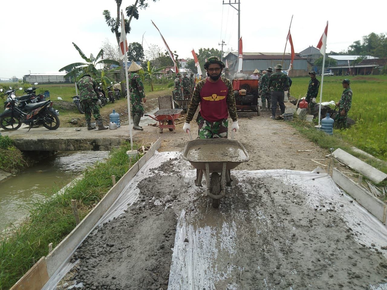 Betonisasi Terus Dikebut Hasil Pencapaian 75 Persen Betonisasi Terus Dikebut Hasil Pencapaian 75 Persen