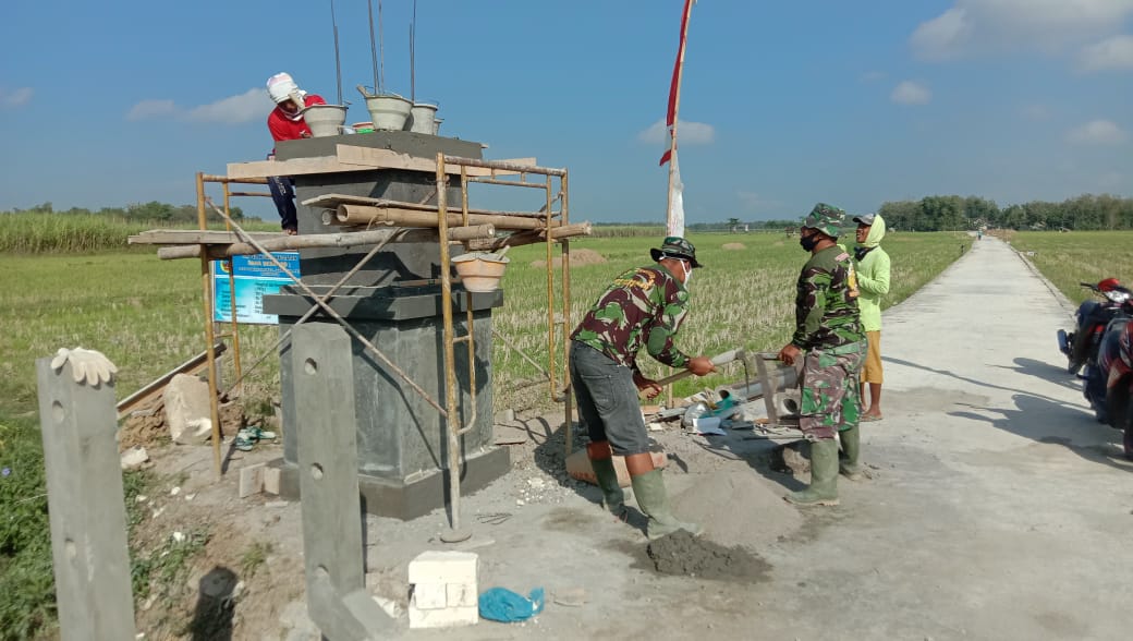 Pembuatan Tugu Prasasti TMMD Reguler 111 TA.2021 Kodim 0718/Pati Sudah Capai 75 %