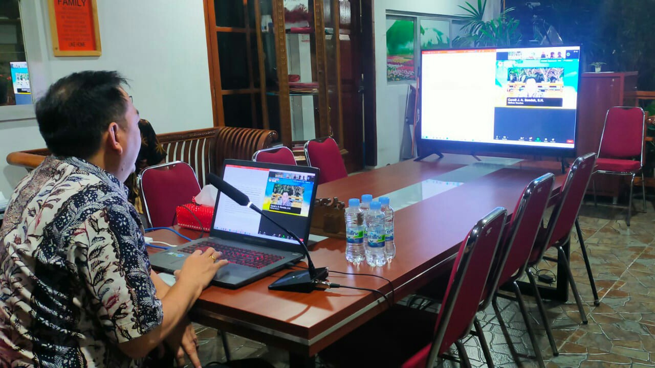 Walikota Caroll Jadi Pembicara Nasional Soal Rumah Panggung Woloan Walikota Caroll Jadi Pembicara Nasional Soal Rumah Panggung Woloan
