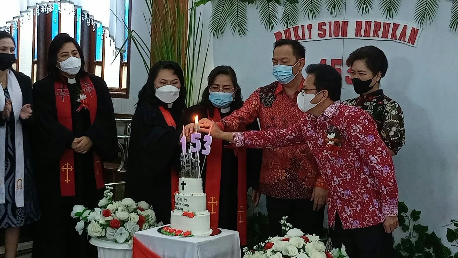 Walikota Caroll Ikut Syukuri Ultah 153 GMIM Bukit Sion Rurukan