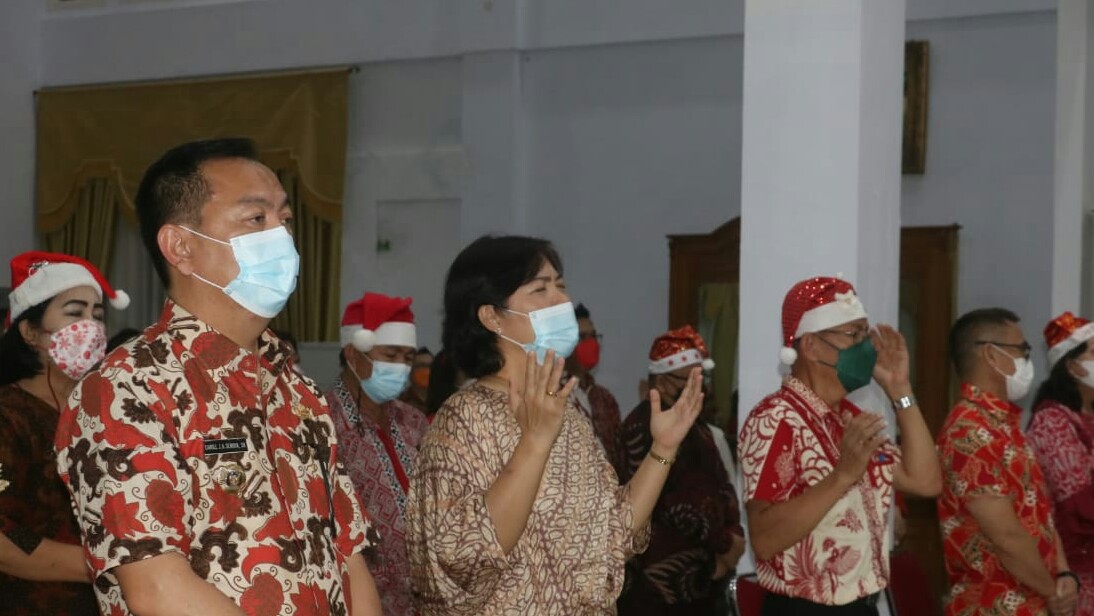 Pra Natal Alumni Haggai Bersama Walikota Tomohon