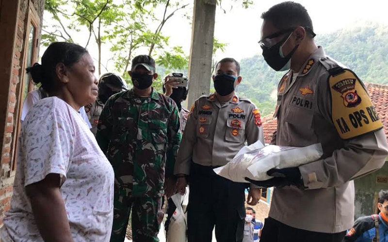 Jiwa dan Raga Untuk Bangsa Resiko Tugas Di Masa Pandemi Akui TNI – Polri