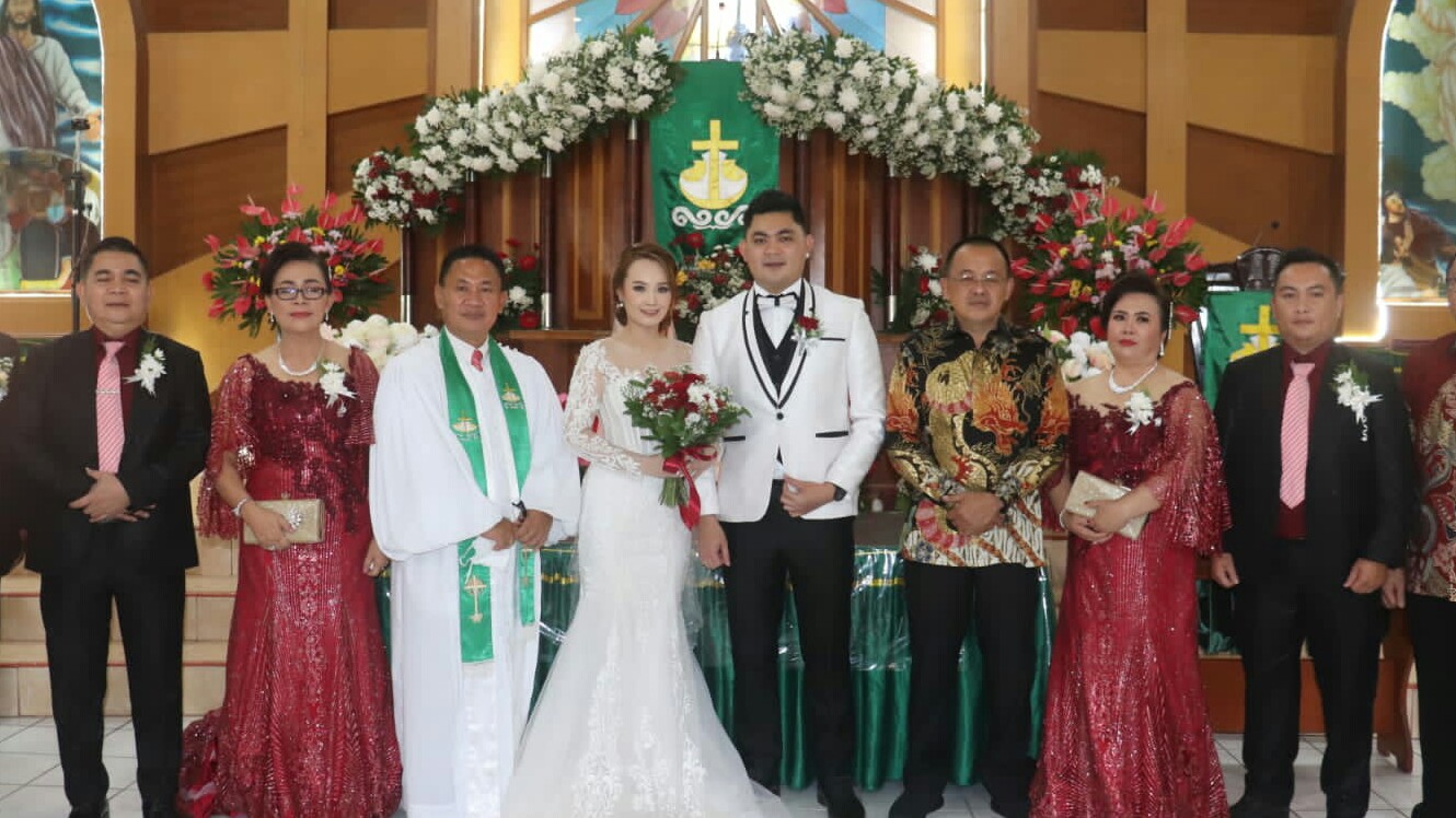Wawali Wenny, Catat Pernikahan Putra KadisDukCapil