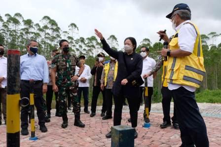 Puan Menggunakan Jalur Laut dengan Menaiki Speedboat Menuju IKN Nusantara